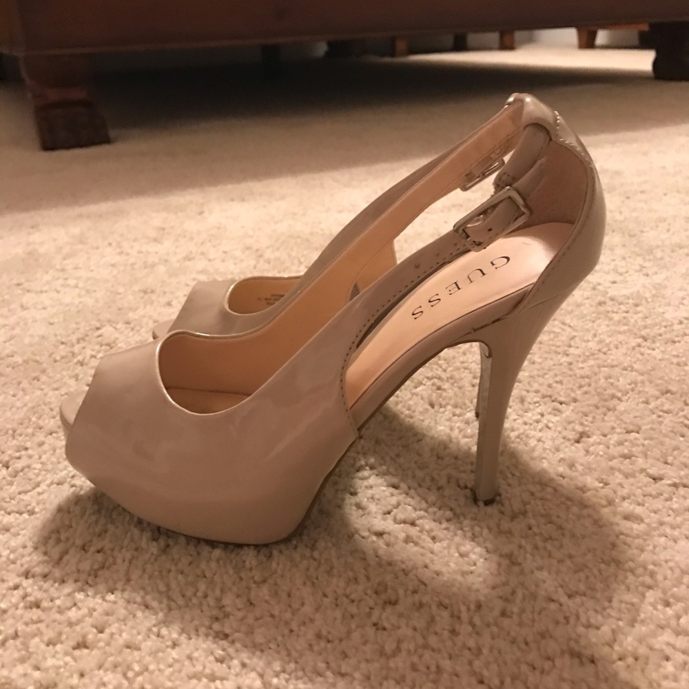 Shoes - Picture 2 of 3